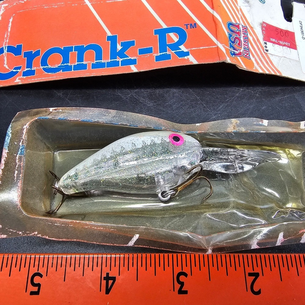 Vintage Rebel Deep Crank-R Fishing Lure Deep Runner Glitter White & Silver USA